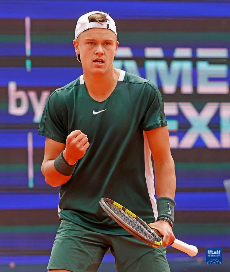 王励勤郑钦 王励勤郑钦