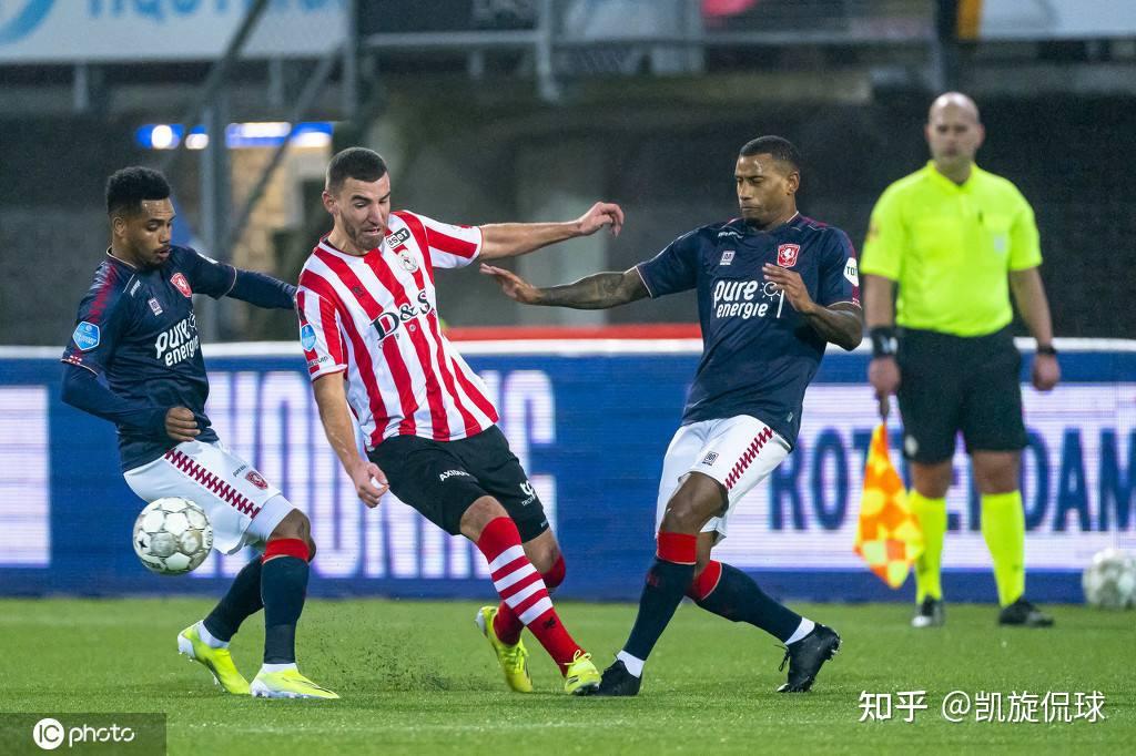 更是一个平 更是一个平