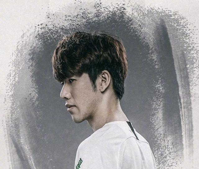 让我们拭目 让我们拭目