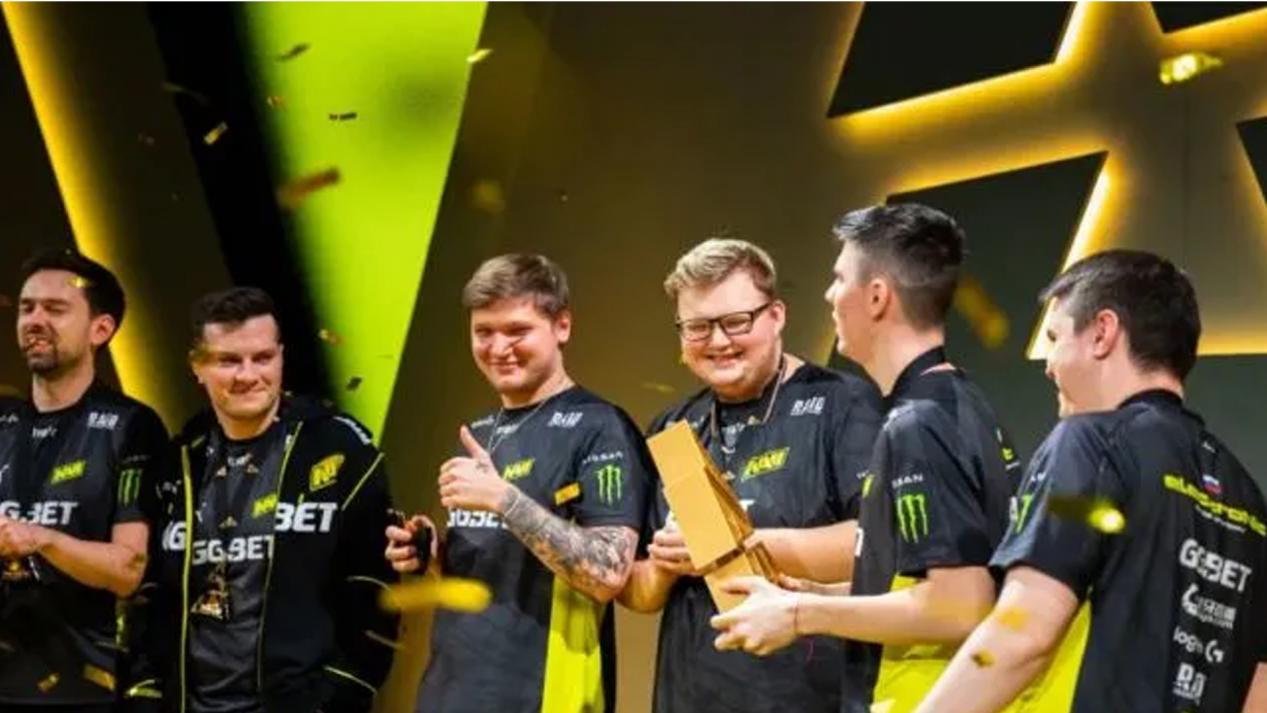 的步伐和精 的步伐和精