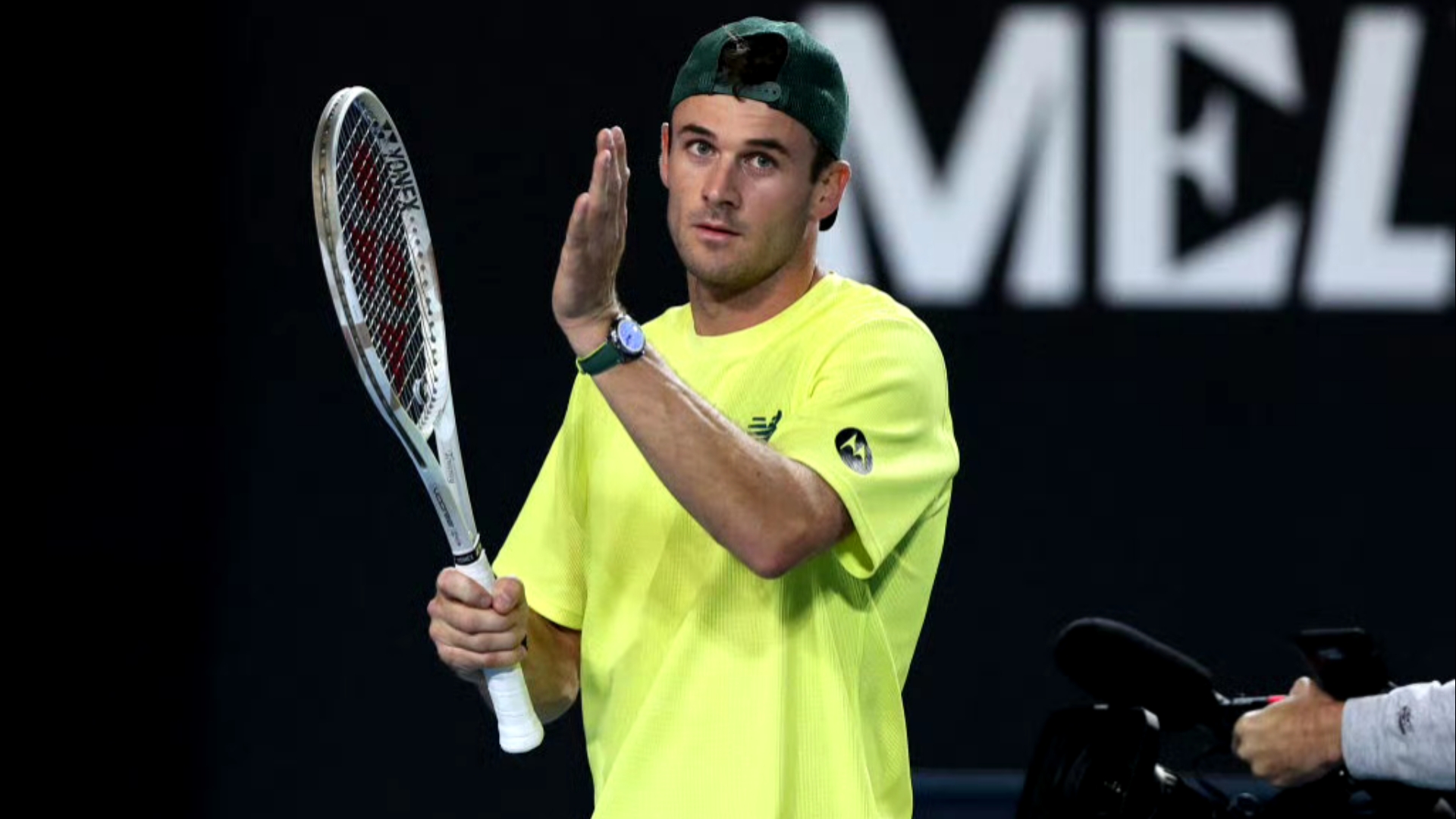 逐渐将他甩 逐渐将他甩